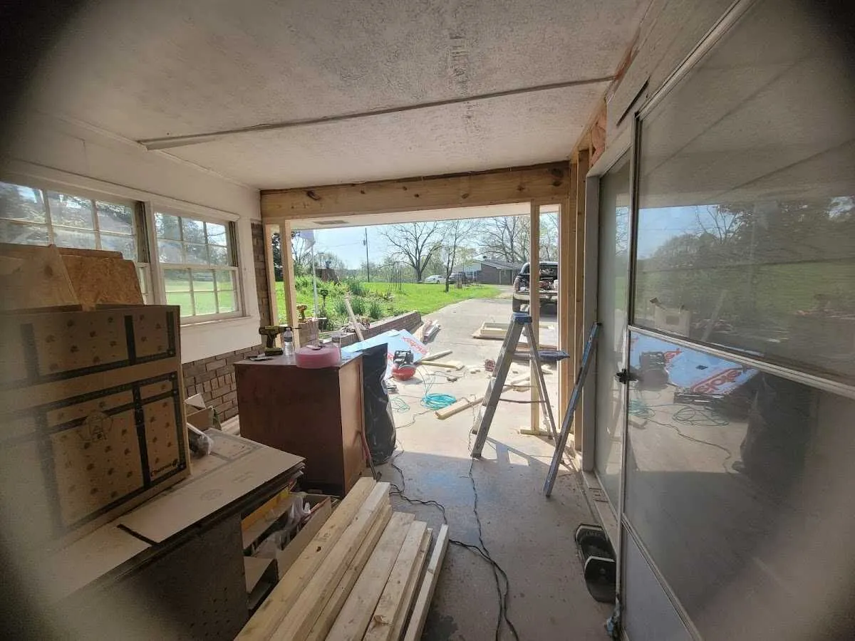 Air movers and dehumidifier for Water Mitigation Services in Surf City